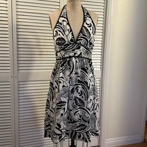 Black & white halter top dress size 10